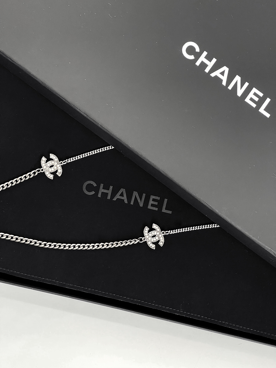 CHANEL CC double chain necklace